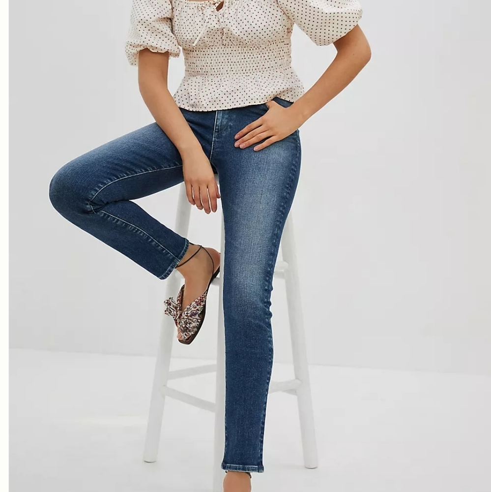 AG The Stevie Ankle distressed jeans